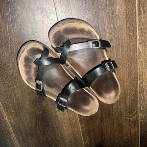 Woman’s Birkenstocks size 8